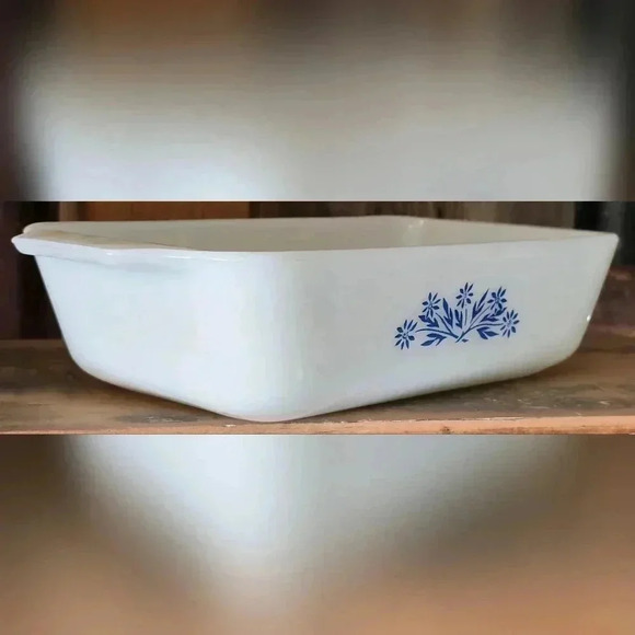 Vintage Anchor Hocking Fire-King Blue Cornflower 441 Loaf Pan Baking Dish 1qt - Picture 2 of 4